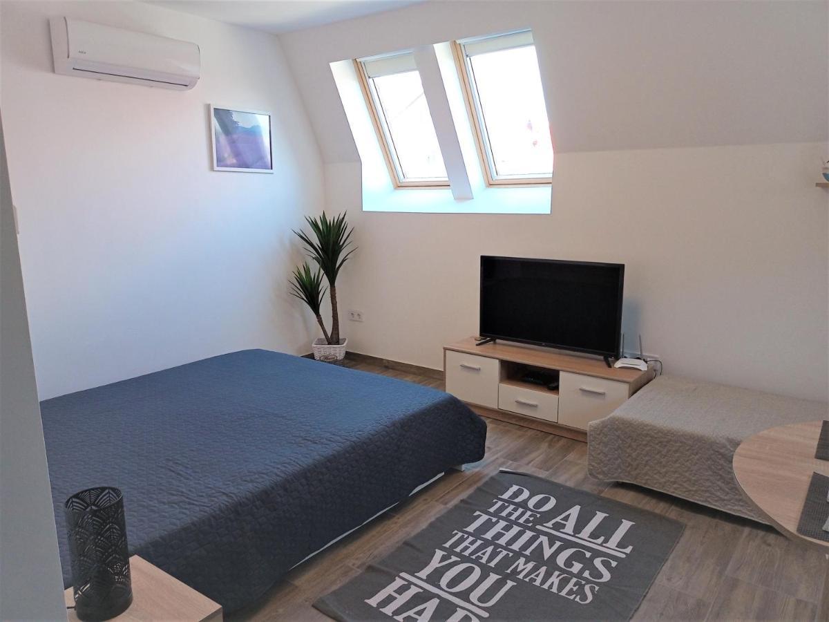 Szellőrózsa Apartman Fonyód Exterior foto